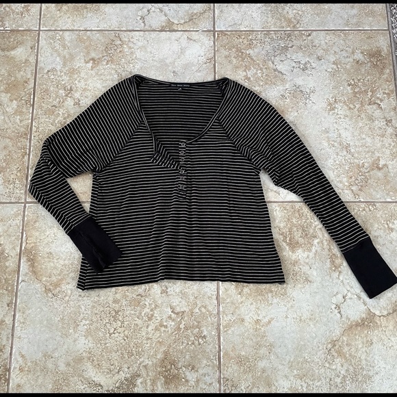 Truly Madly Deeply henley from Urban Outfitters - Picture 1 of 3